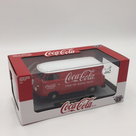 Coca-Cola Bottling 1960 VW Delivery Van Die Cast 1:24 Scale Limited Edition New - Picture 10 of 12